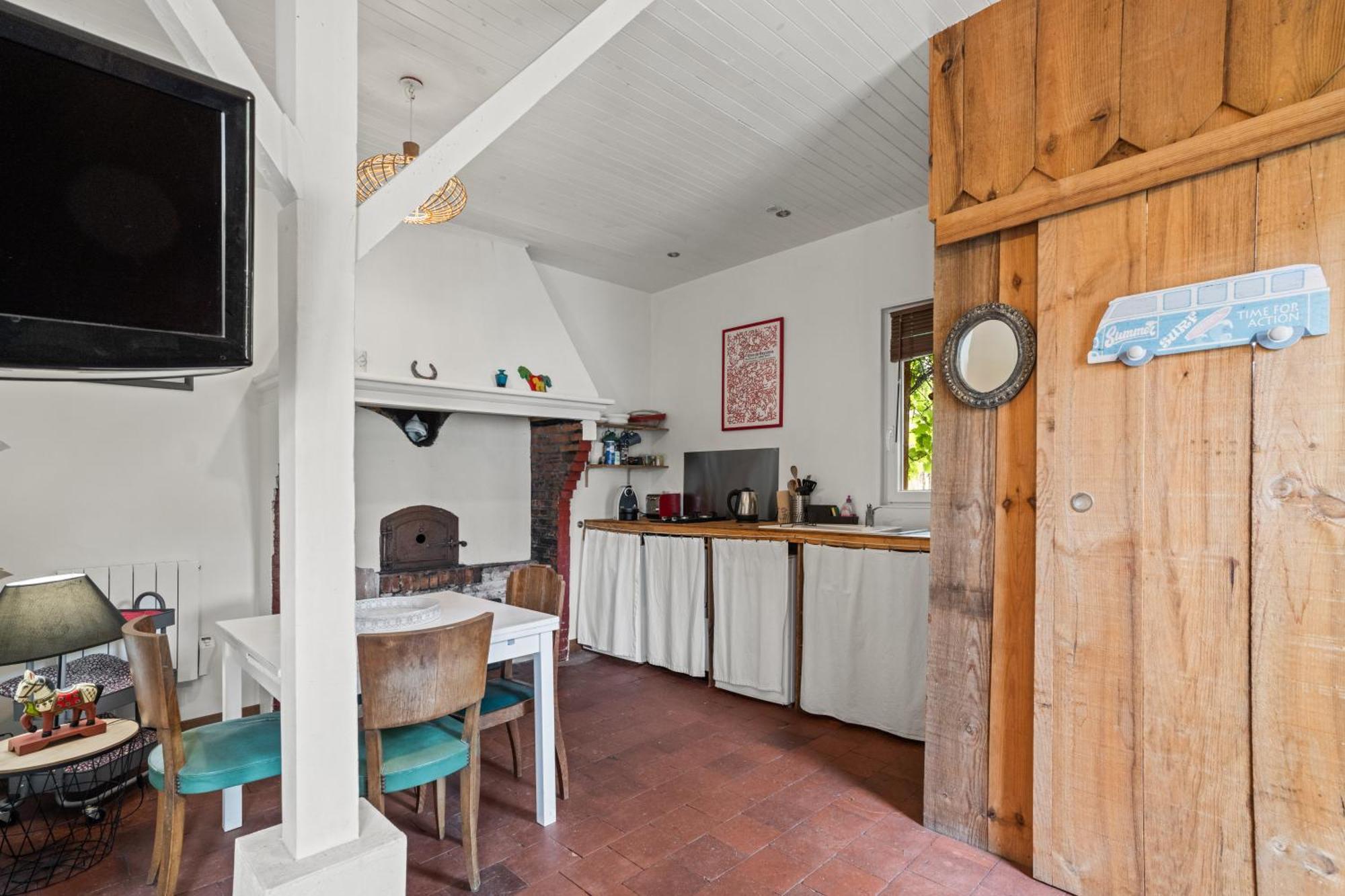 D&D, La Maison Des Ecureuils Lesperon  ภายนอก รูปภาพ